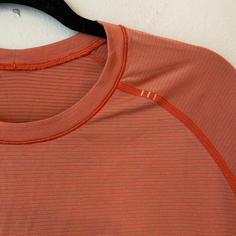 Lululemon Metal Vent Tech Short Sleeve Shirt Coral Orange Size L - Picture 4 of 5